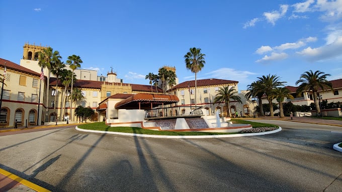 The facilities at Halifax Health Medical Center in Daytona Beach, FL 2